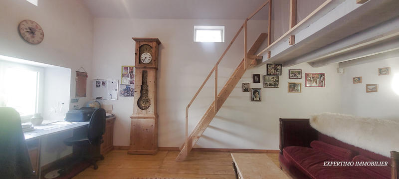 Maison - 201 m² - 8 pièces