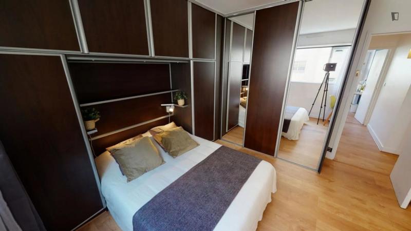 Chambre - 12 m² - 3 pièces