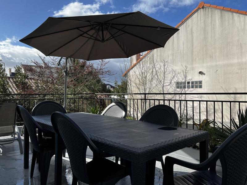 Appartement ancien - 85 m² - 4 pièces