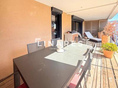 Appartement - 105 m² - 3 pièces