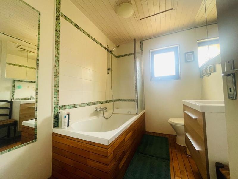 Maison en pierre - 203 m² - 6 pièces