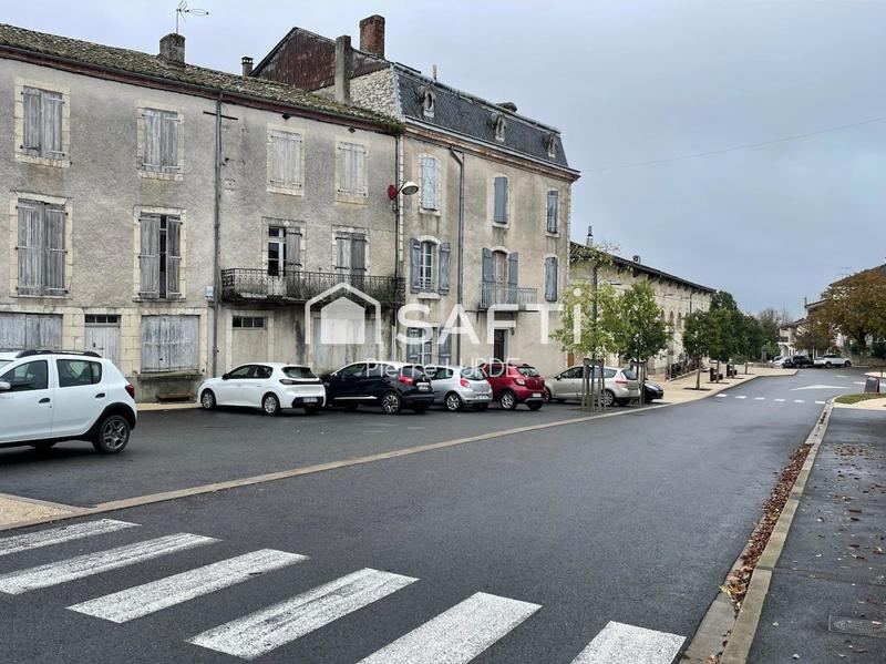 Maison de village - 284 m² - 7 pièces