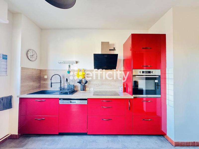 Appartement - 100 m² - 3 pièces