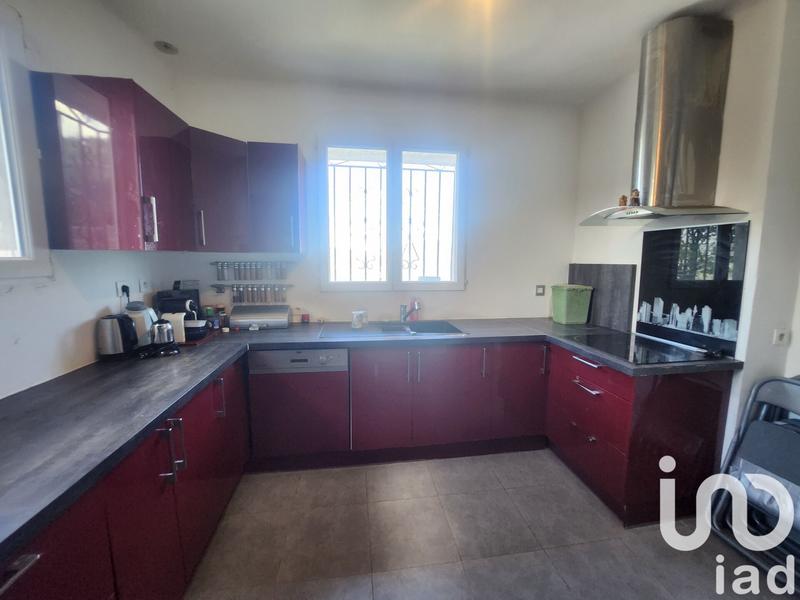 Maison - 200 m² - 8 pièces