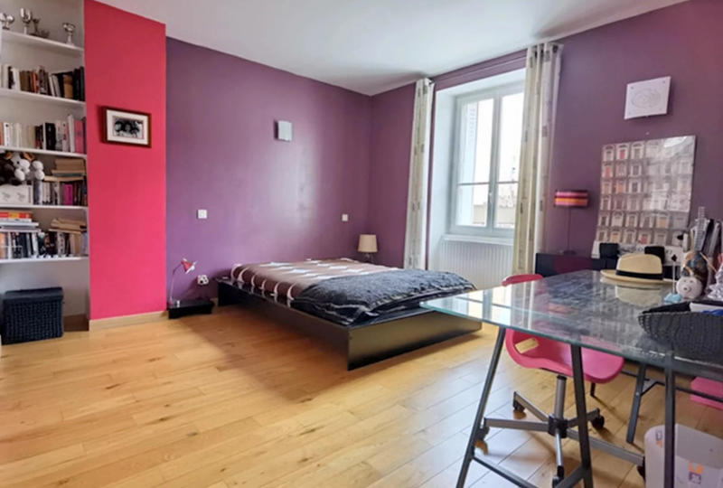 Maison - 287 m² - 7 pièces