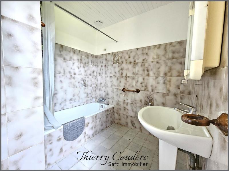 Maison - 139 m² - 7 pièces