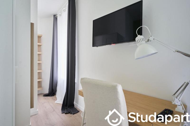 Chambre - 10 m² - 1 pièce