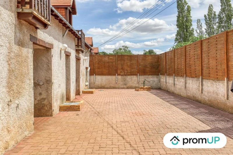 Maison - 177 m² - 5 pièces