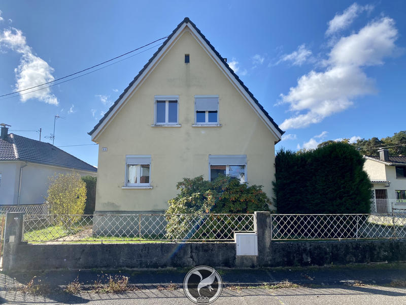 Maison - 90 m² - 5 pièces