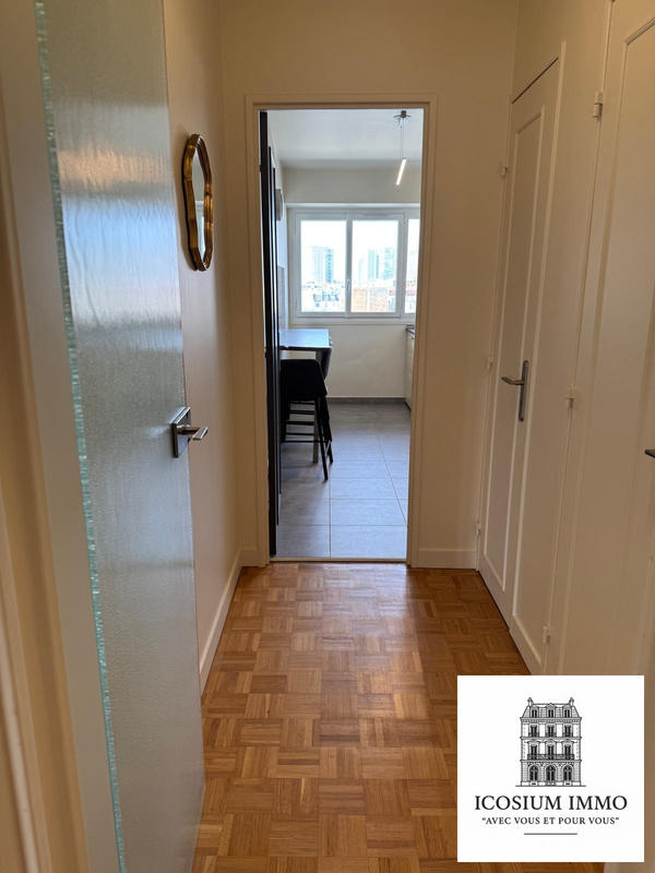 Appartement - 90 m² - 3 pièces