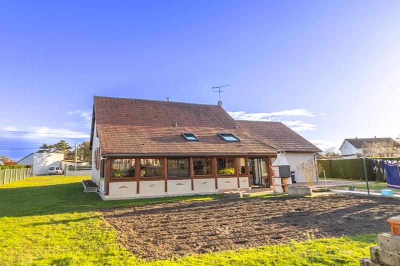 Maison - 137 m² - 6 pièces