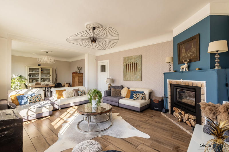 Maison ancienne - 260 m² - 8 pièces