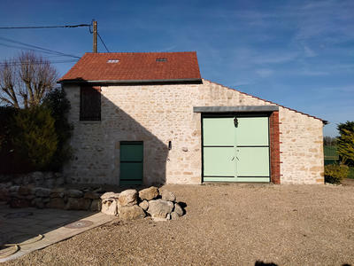 Maison - 104 m² - 2 pièces