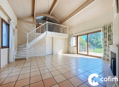 Villa - 150 m² - 6 pièces