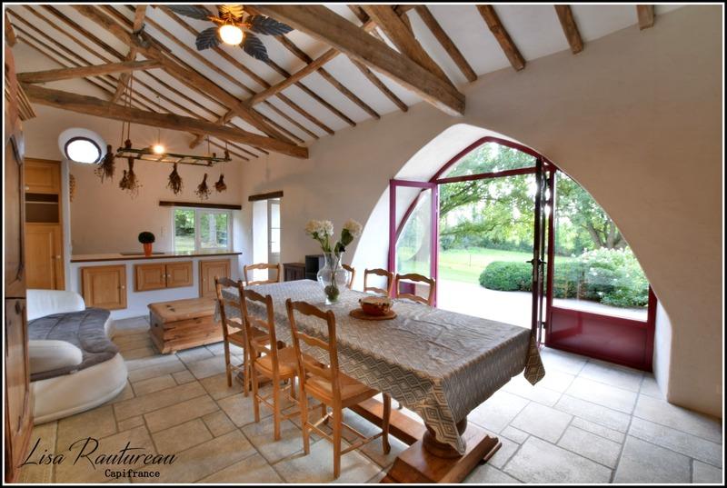 Propriété - 450 m² - 16 pièces