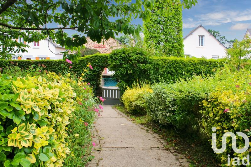 Maison - 200 m² - 8 pièces