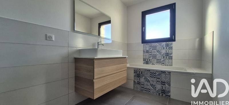 Maison - 110 m² - 4 pièces