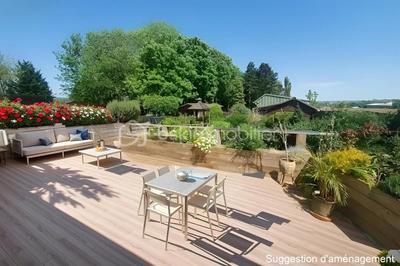 Propriété - 200 m² - 7 pièces