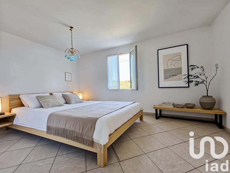 Maison - 196 m² - 7 pièces