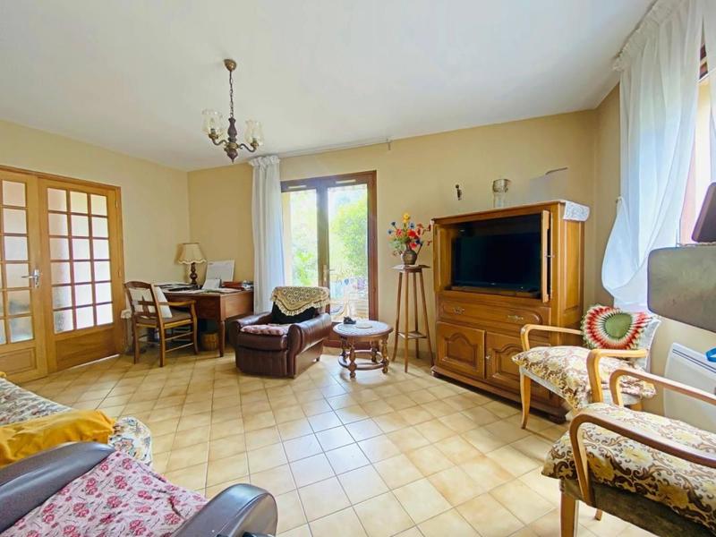 Maison - 180 m² - 5 pièces
