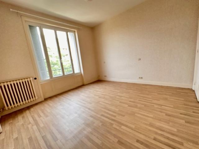 Appartement - 108 m² - 3 pièces