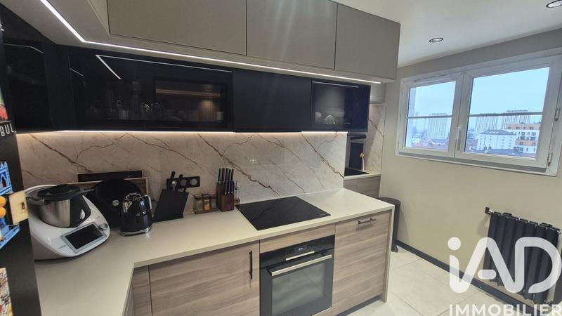 Appartement - 67 m² - 4 pièces