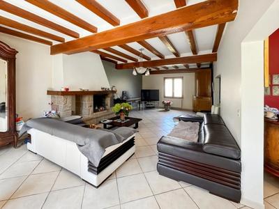 Maison - 213 m² - 6 pièces
