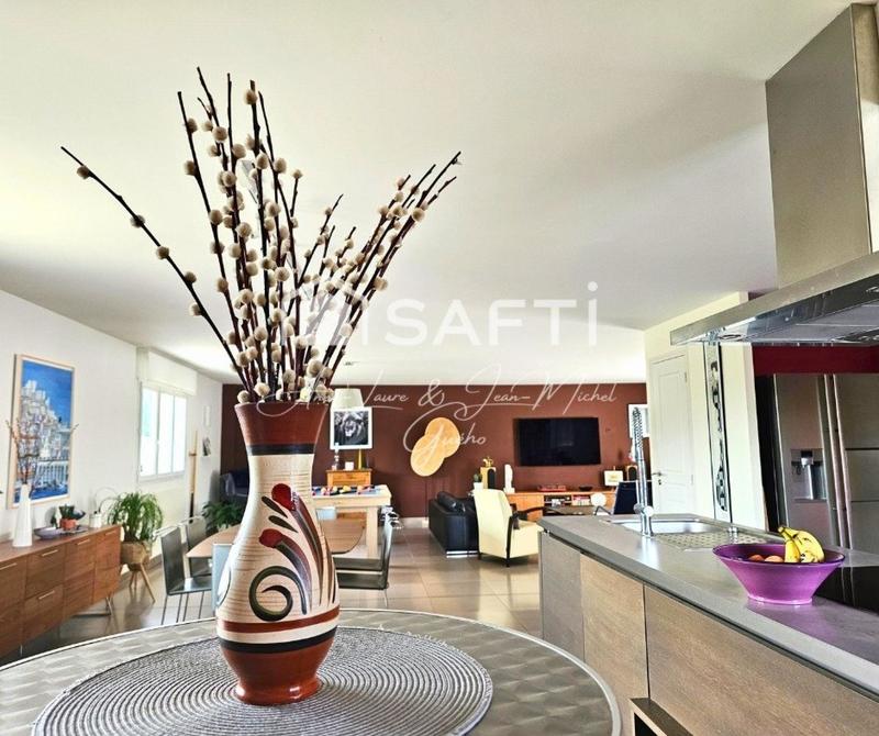 Appartement - 170 m² - 5 pièces