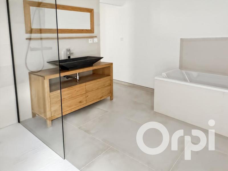 Maison de ville - 170 m² - 4 pièces