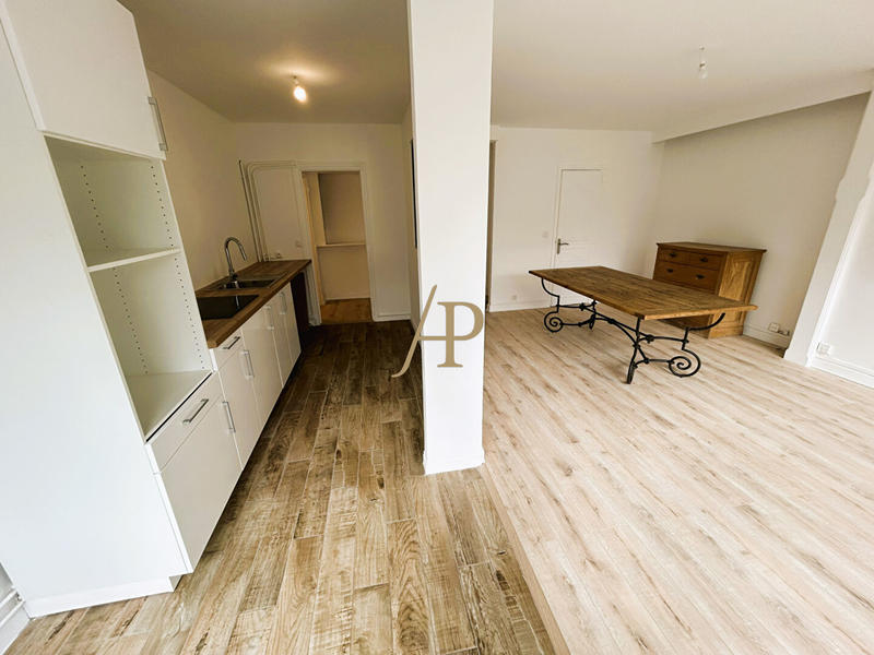 Appartement - 74 m² - 3 pièces