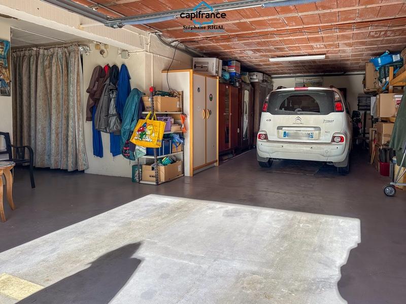 Maison - 185 m² - 8 pièces