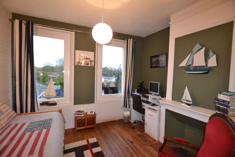 Maison de ville - 137 m² - 8 pièces