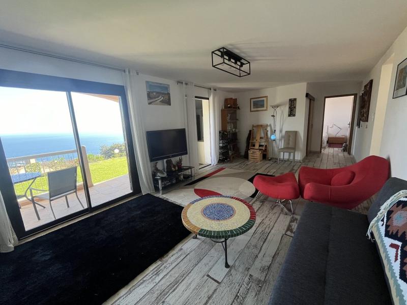 Villa - 196 m² - 6 pièces