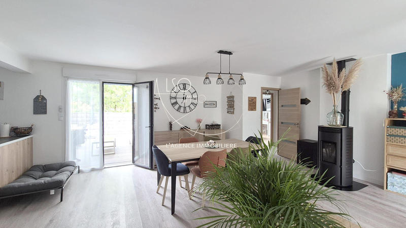 Maison - 95 m² - 4 pièces