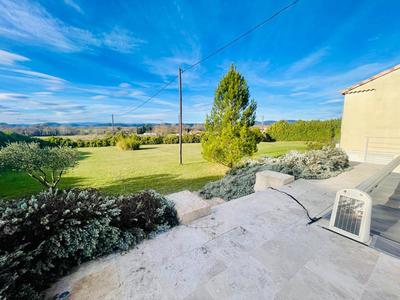 Maison - 166 m² - 5 pièces