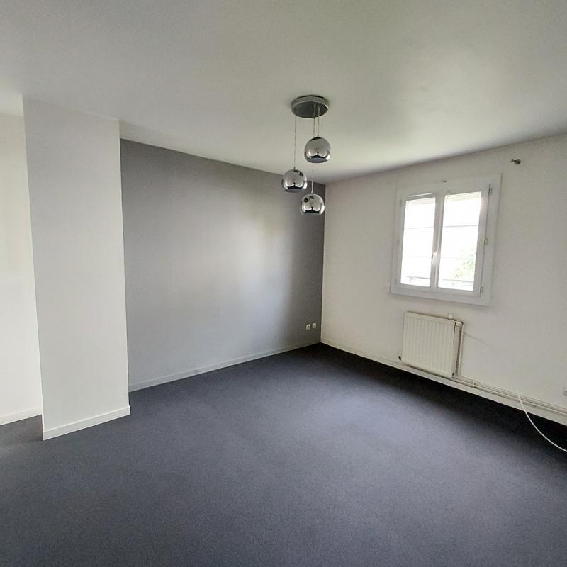 Maison - 147 m² - 6 pièces