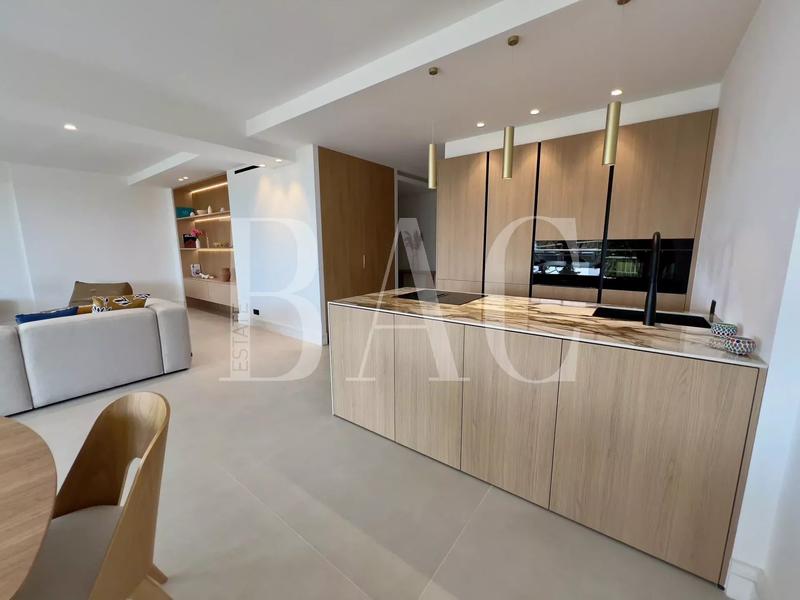 Appartement - 122 m² - 3 pièces