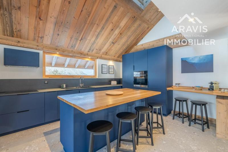 Appartement - 198 m² - 6 pièces