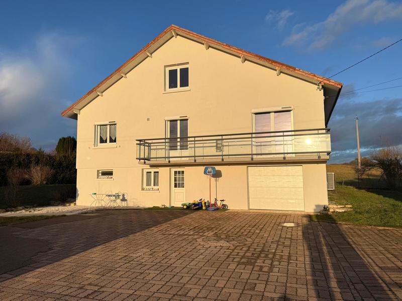 Maison - 158 m² - 6 pièces