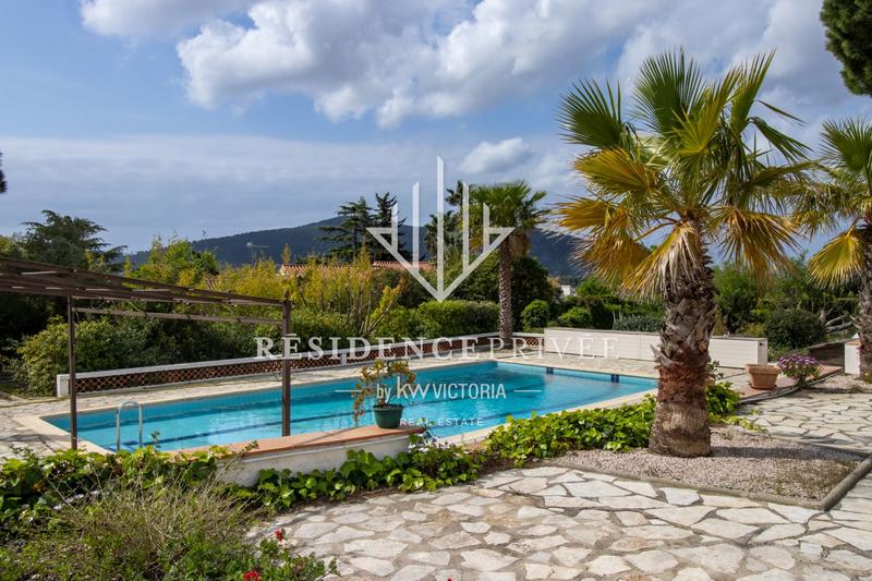 Maison chambre d'hôtes - 195 m² - 8 pièces