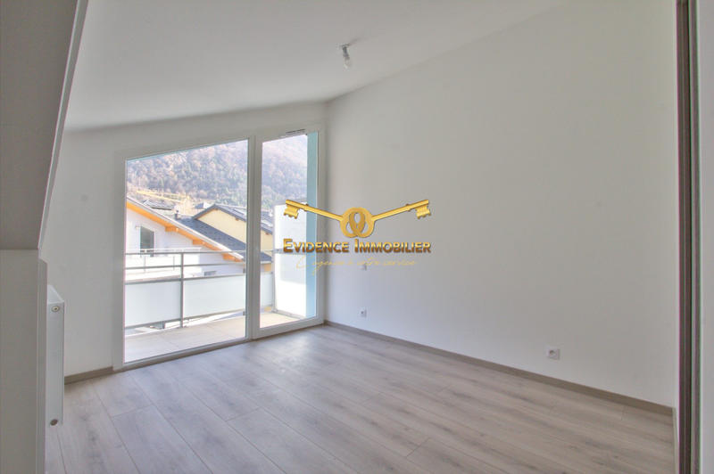 Appartement - 105 m² - 4 pièces