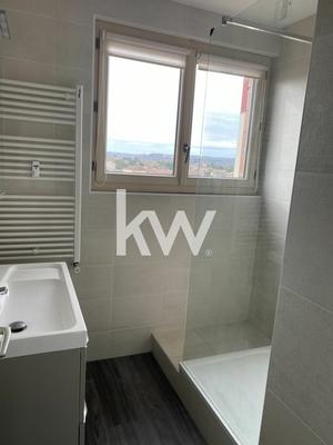 Appartement - 74 m² - 3 pièces