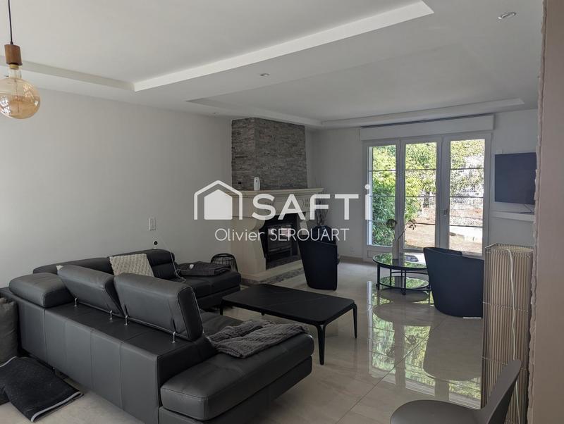 Maison - 215 m² - 7 pièces