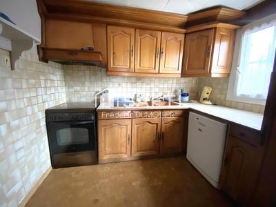 Maison - 85 m² - 6 pièces