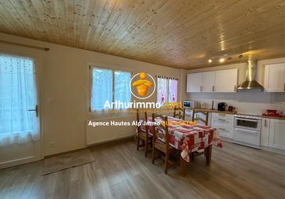 Maison - 130 m² - 6 pièces