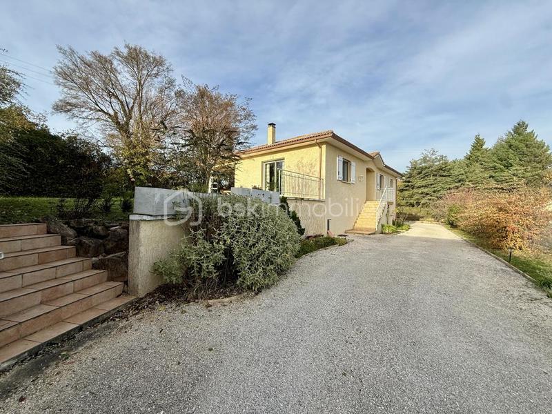 Maison - 143 m² - 6 pièces