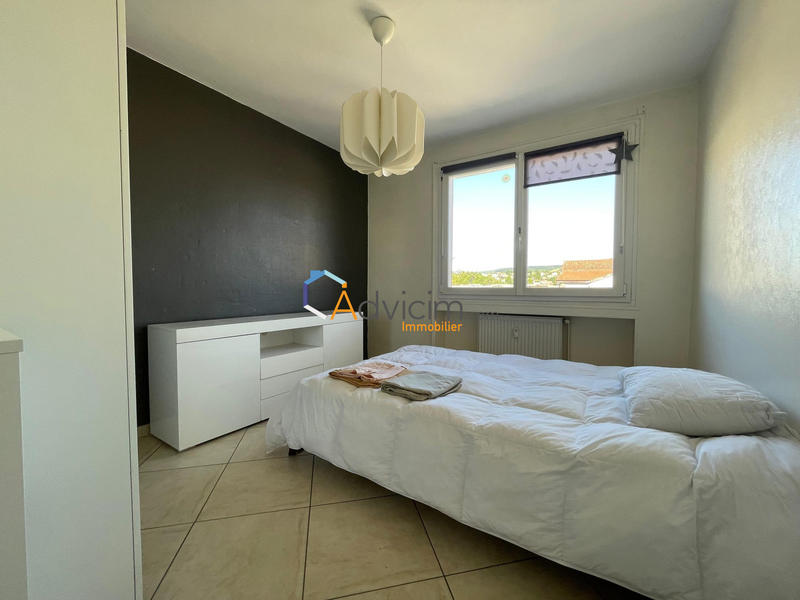 Appartement - 75 m² - 3 pièces