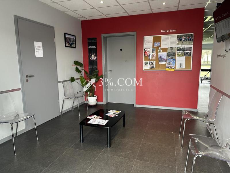 Local d'activité / Entrepôt - 105 m²