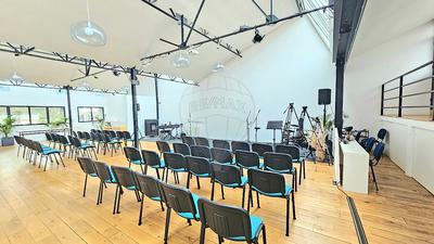 Entrepôt - 400 m² - 10 pièces