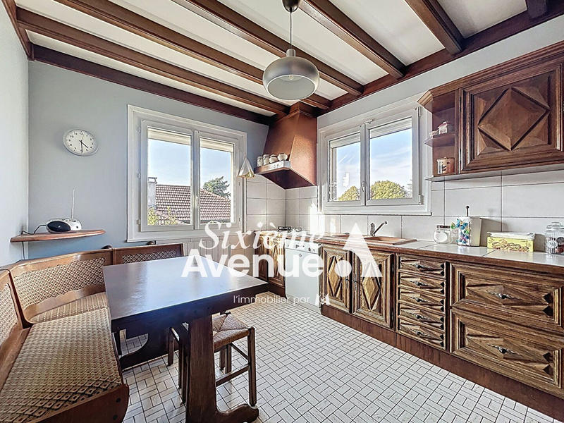 Maison - 88 m² - 4 pièces